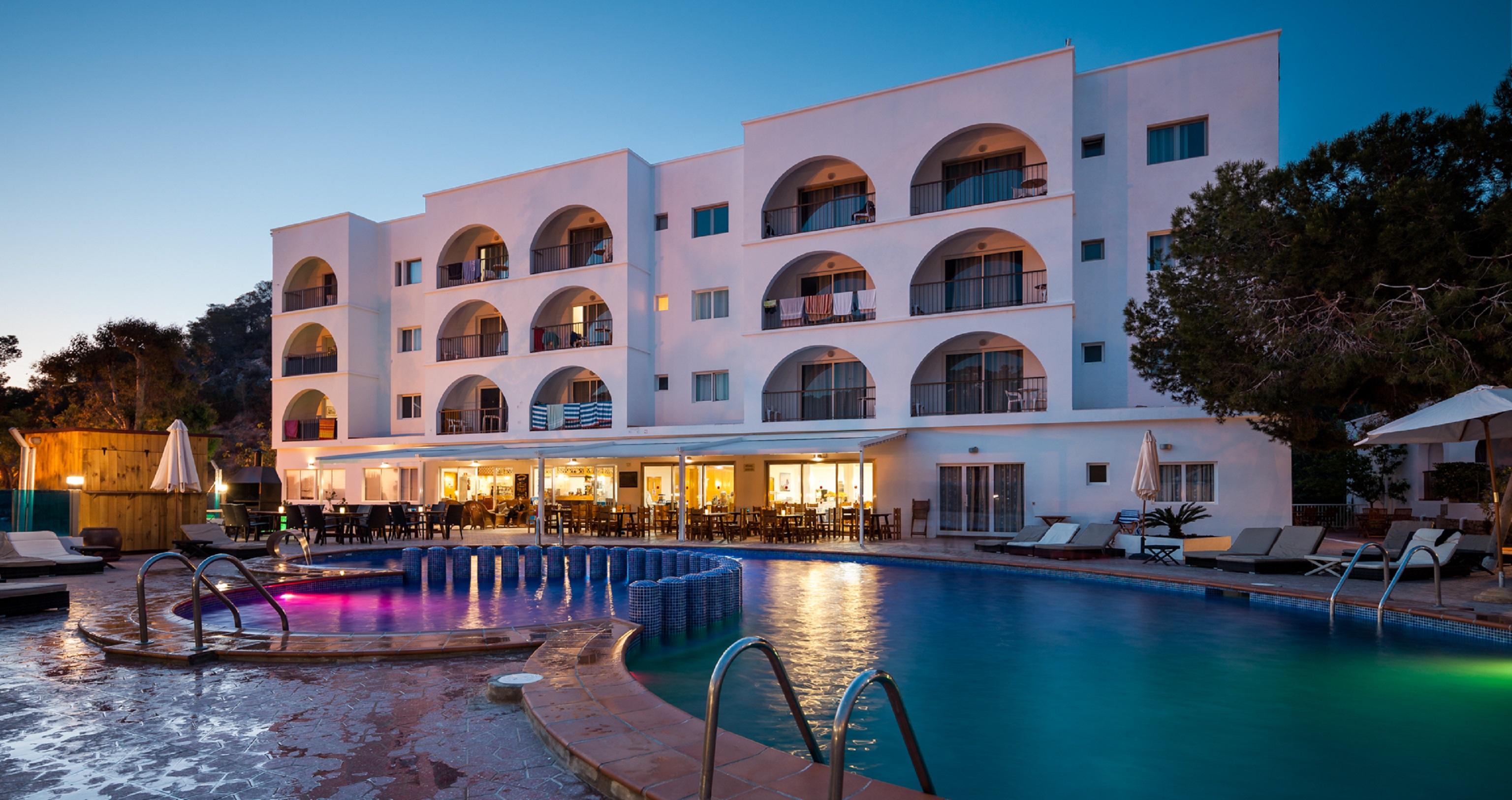 Aparthotel Puerto Cala Vadella Cala Vadella  Kültér fotó