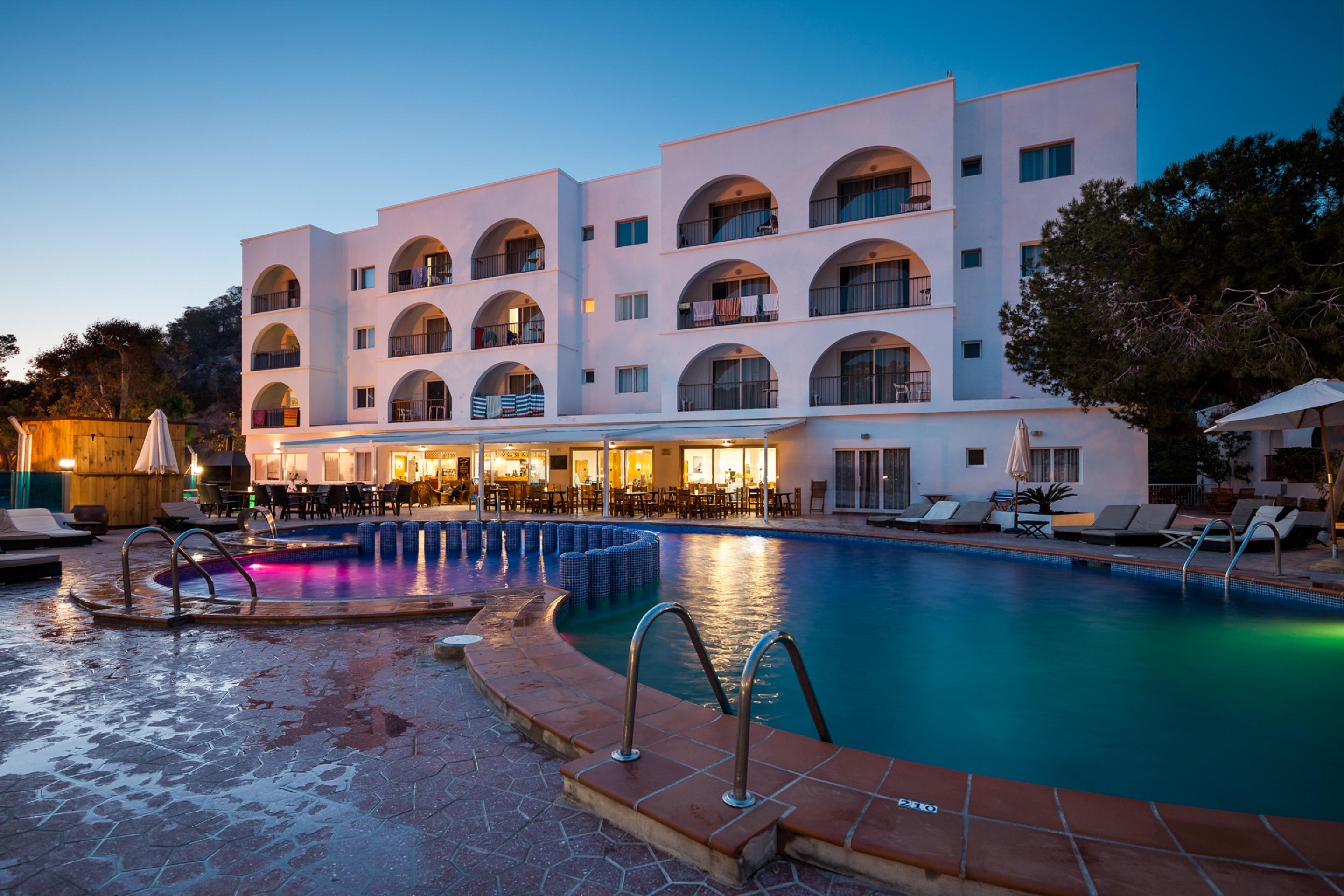 Aparthotel Puerto Cala Vadella Cala Vadella  Kültér fotó