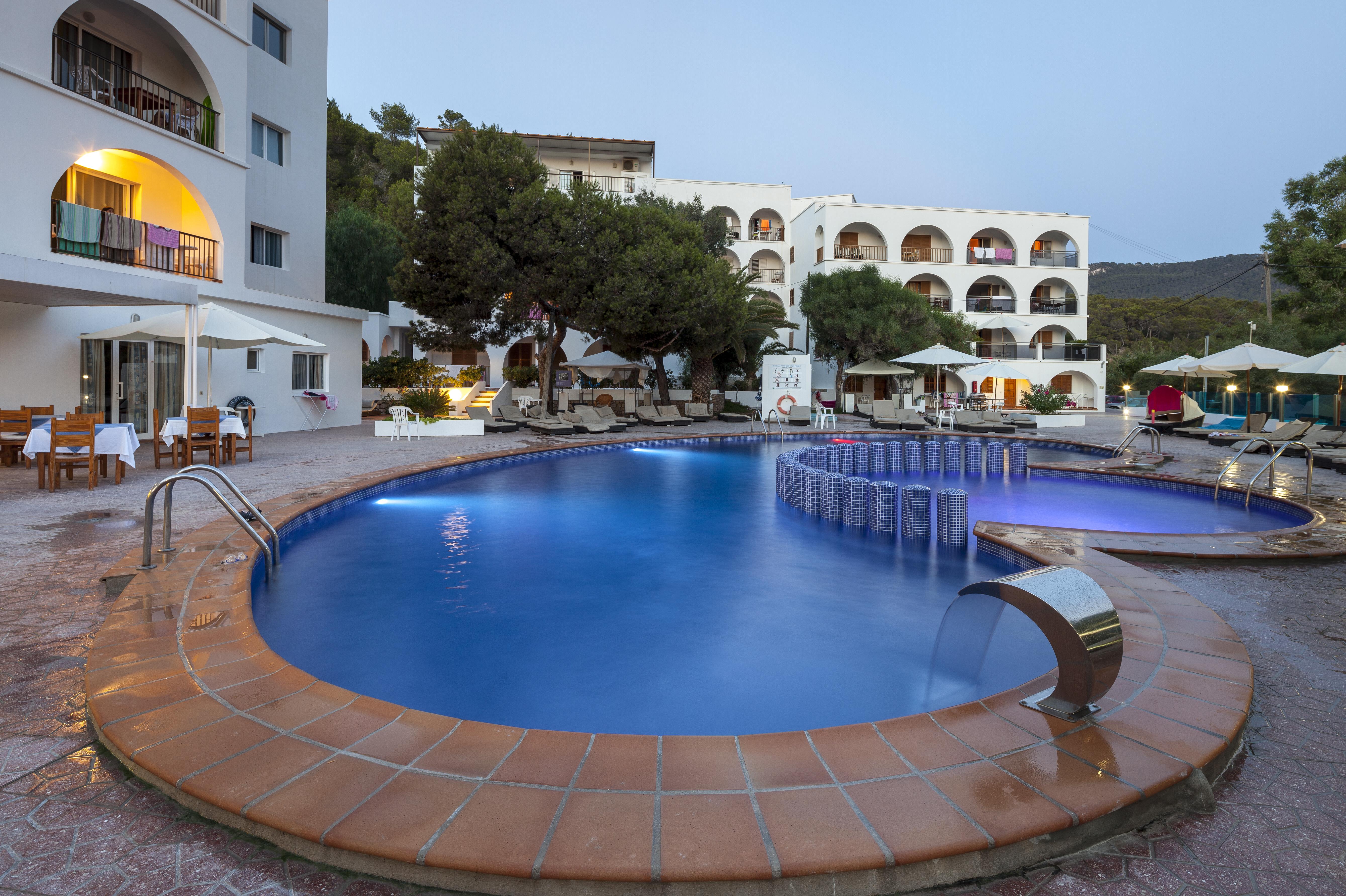 Aparthotel Puerto Cala Vadella Cala Vadella  Kültér fotó