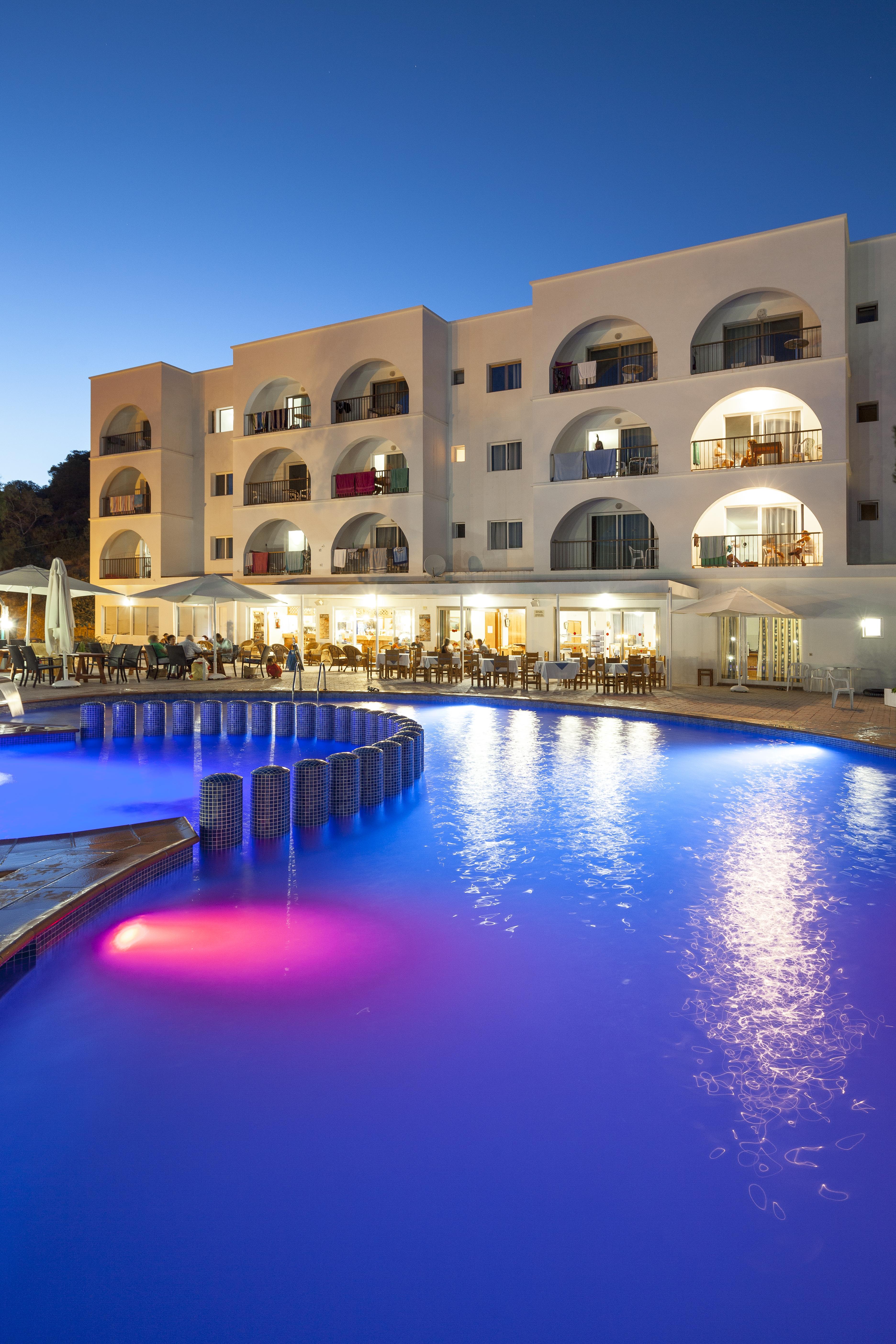Aparthotel Puerto Cala Vadella Cala Vadella  Kültér fotó