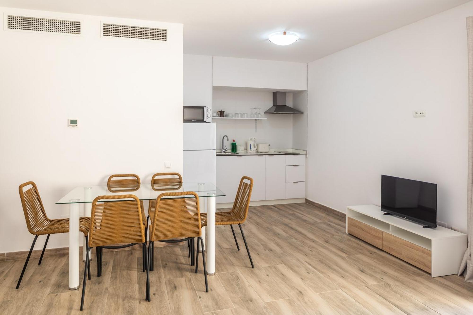 Aparthotel Puerto Cala Vadella Cala Vadella  Kültér fotó