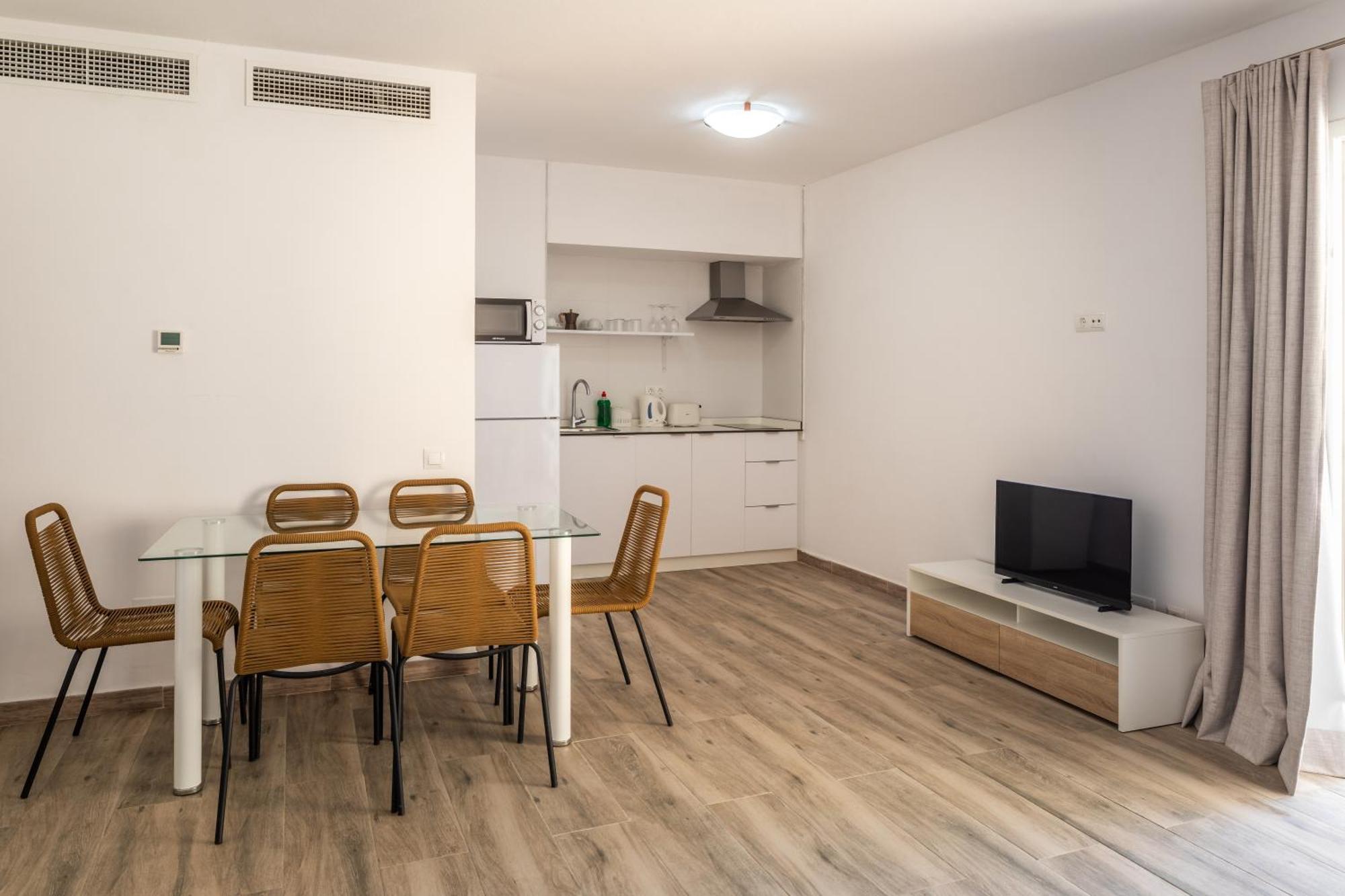 Aparthotel Puerto Cala Vadella Cala Vadella  Kültér fotó