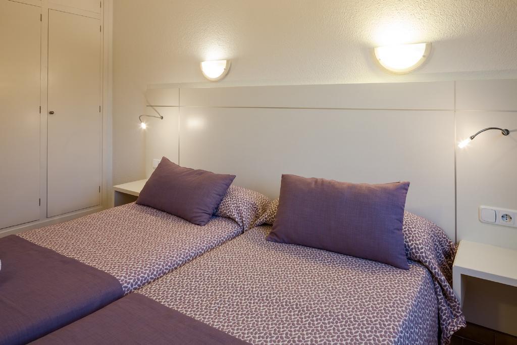 Aparthotel Puerto Cala Vadella Cala Vadella  Kültér fotó