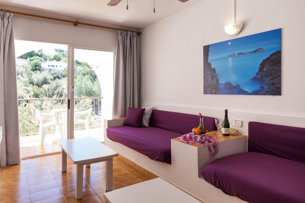 Aparthotel Puerto Cala Vadella Cala Vadella  Kültér fotó