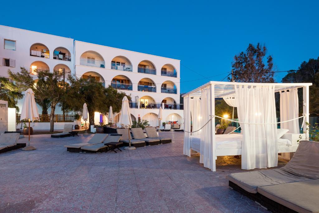 Aparthotel Puerto Cala Vadella Cala Vadella  Kültér fotó